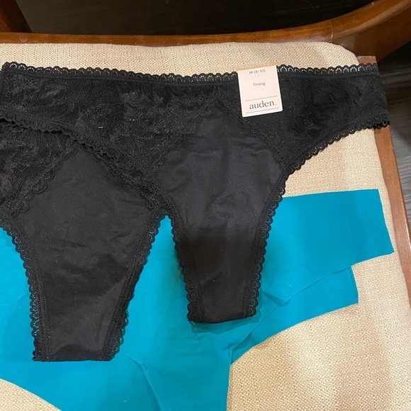 NEW Set of 4 Auden Thongs - Picture 2 of 3